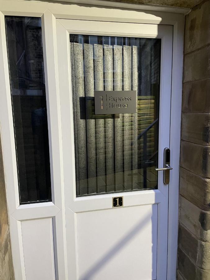 Luxurious 2 Bed Apartment In Heart Of Burnley With Private Parking 외부 사진